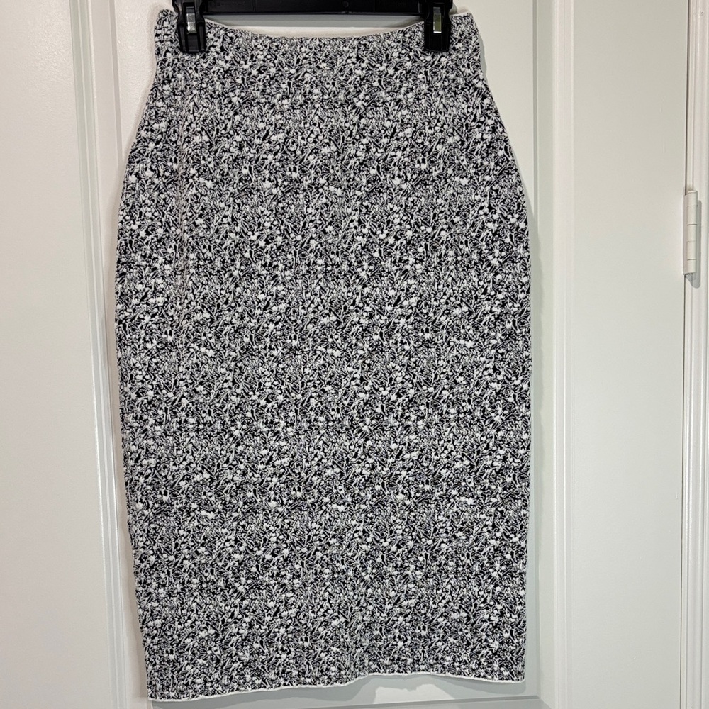 BOSS Hugo Boss Fucille Stretch Knit Black and White Pencil Skirt Size Large